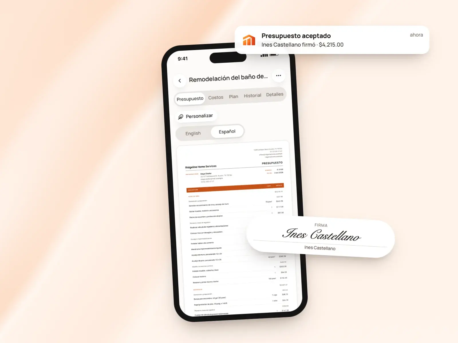 Un presupuesto en un teléfono con la firma del cliente y un aviso de "Presupuesto aceptado"