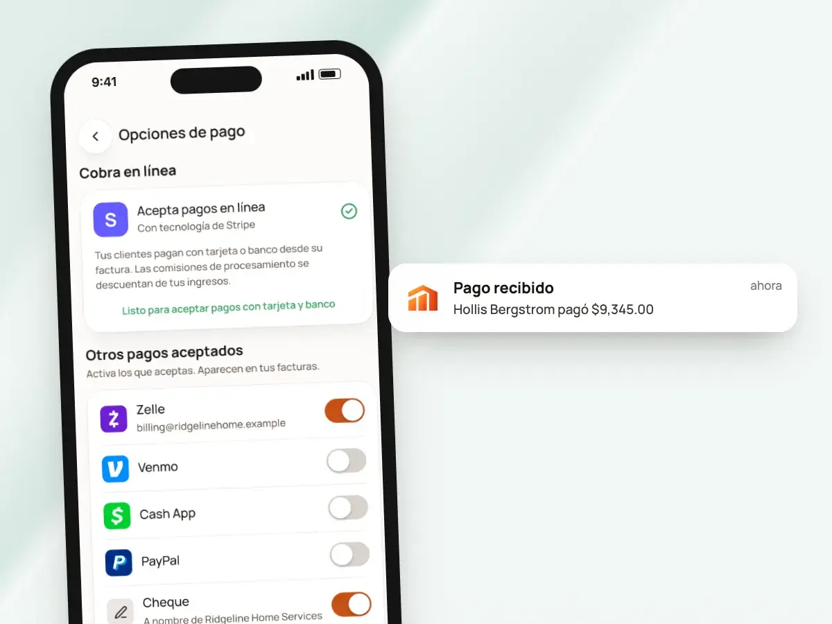 Opciones de pago en un teléfono con Stripe conectado, y un aviso de Pago recibido